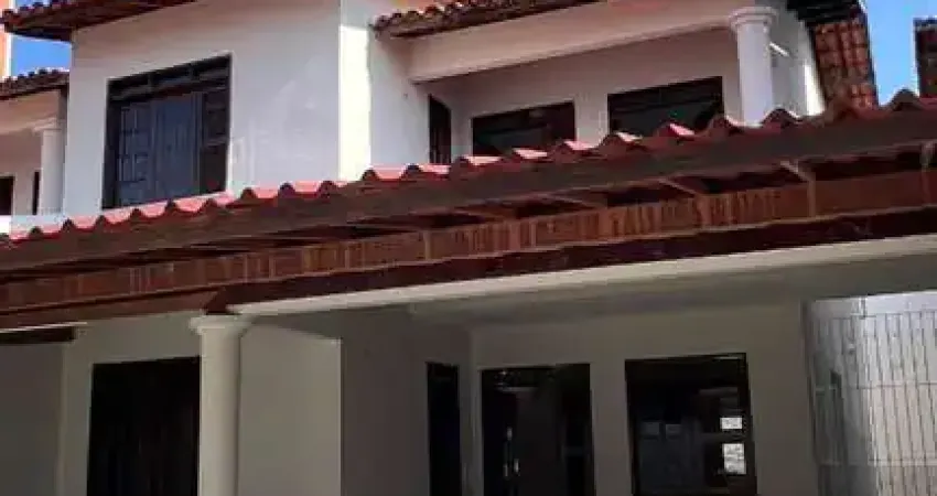Casa em condomínio fechado com 5 quartos à venda no Sapiranga, Fortaleza