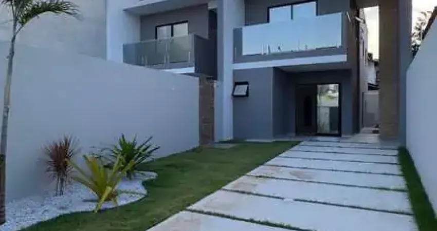 Casa Duplex com acabamento perfeito na Area que Mais cresce em Fortaleza
