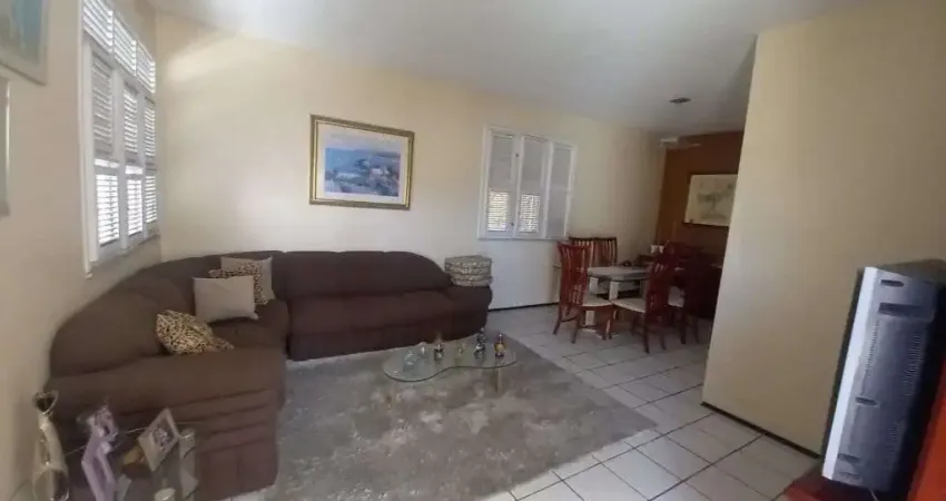 Casa com 3 quartos à venda no Parque Manibura, Fortaleza