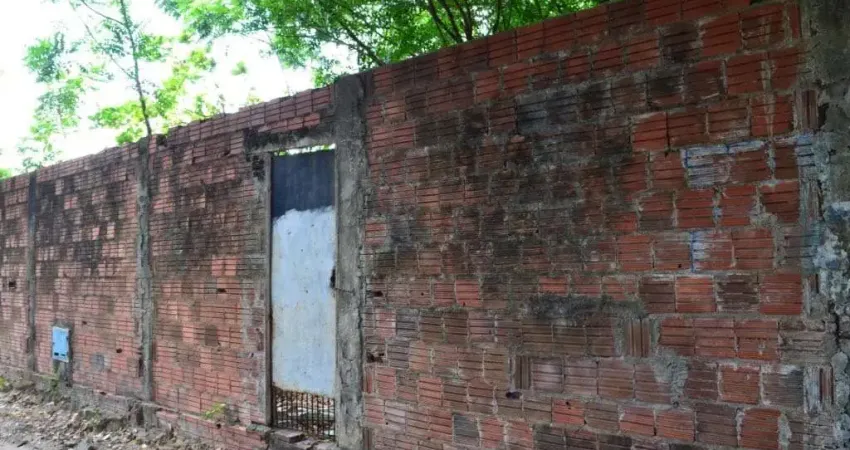 Chácara / sítio à venda no Lagoa Redonda, Fortaleza