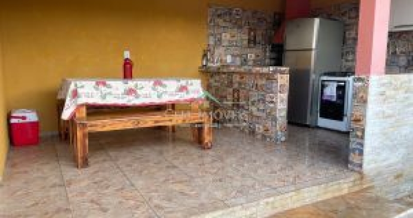 Permuto Casa de rua na cidade de Jarinu por casa em Jundiaí