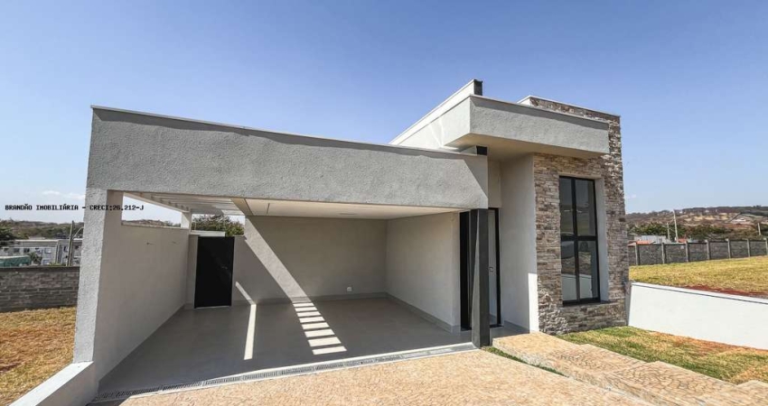 CASA TÉRREA PARA LOCAÇÃO NO  TERRAS DE SANTA MARTHA - 3 SUÍTES + LAVABO = R$ 5.900,00