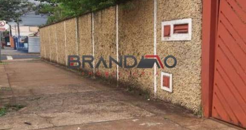 Casa residencial ou comercial á venda no Boulevard Ribeirão Preto, 3 quartos sendo 1 suíte por R$ 1.600.000,00
