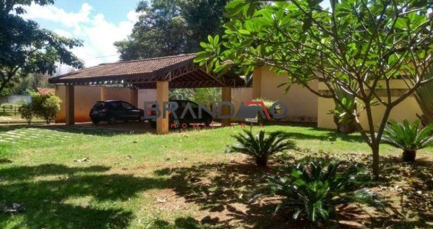 Chácara á venda no Condomínio Chácaras Hípica Ribeirão Preto, 4 quartos sendo 3 suítes por R$ 1.200.000,00