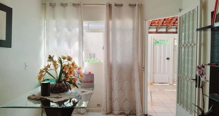 CASA Á VENDA NA VILA POMPEIA RIBEIRÃO PRETO, 250m² com 3 quartos send 1 suíte por R$ 350.000,00