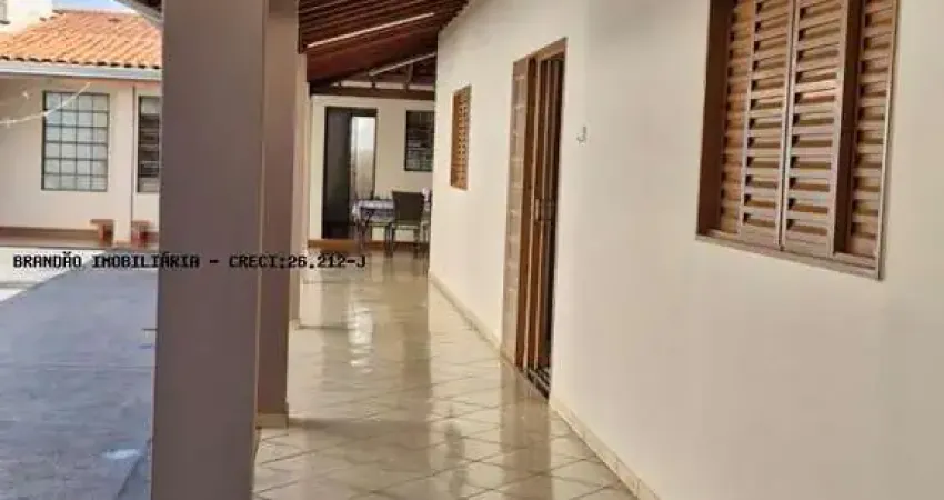 CASA Á VENDA NO PARQUE BANDEIRANTES RIBEIRÃO PRETO, com 3 quartos sendo 1 suíte por R$ 590.000,00