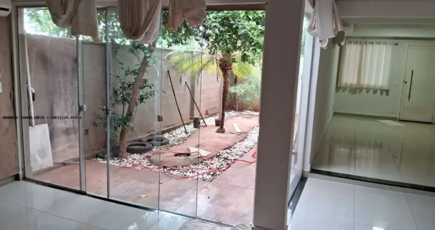CASA Á VENDA NO CONDOMÍNIO EVIDENCE RESORT RIBEIRÃO PRETO, com 4 quartos sendo 1 suíte com closet por R$ 795.000,00