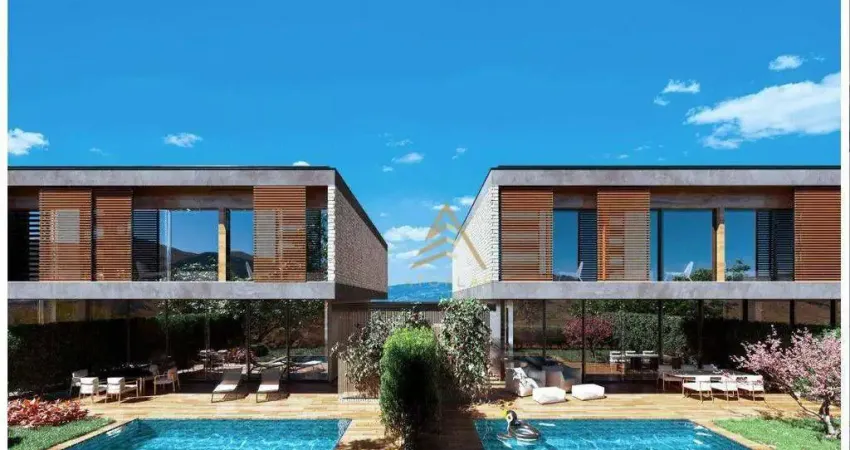 Casa à venda, 298 m² por R$ 6.780.000,00 - Praia do Estaleiro - Balneário Camboriú/SC