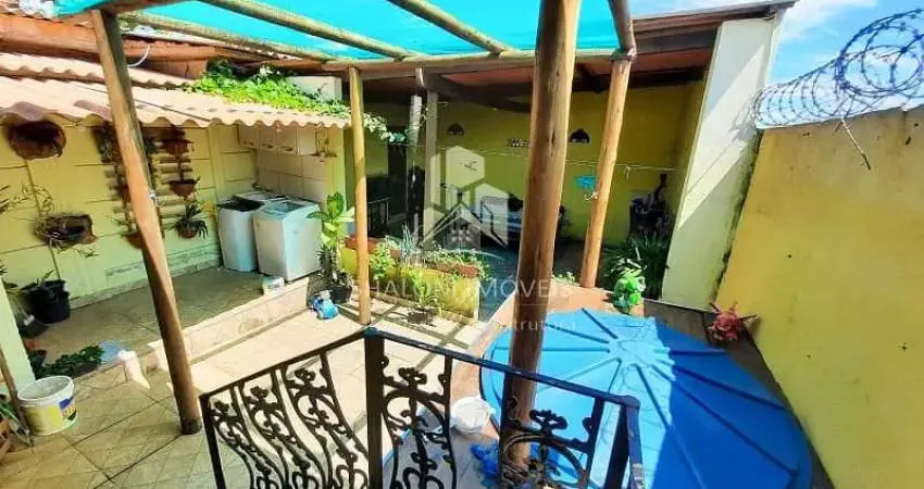 Casa à venda 2 Quartos, 1 Suite, 2 Vagas, 394M², Santa Maria, Contagem -