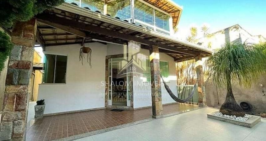 Casa à venda 4 Quartos, 2 Suites, 8 Vagas, 360M², Parque Xangri-La, Contagem -