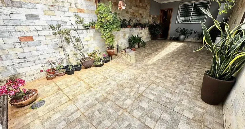 Casa com 2 quartos à venda no Parque Xangri-Lá, Contagem 