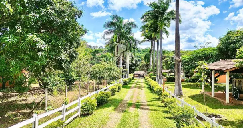 Chácara / sítio com 6 quartos à venda no Centro, Baldim 