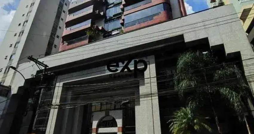 Apartamento com 5 quartos à venda na Rua Dr. Nelson de Sá Earp, 210, Centro, Petrópolis