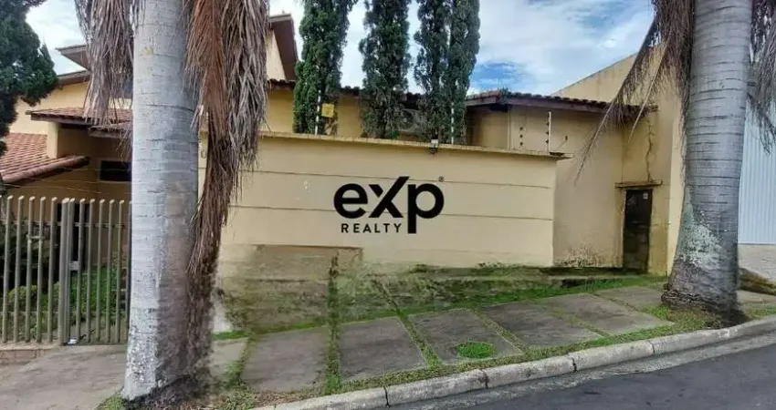 Casa com 4 quartos à venda na Rua Ipiranga, 605, Vila Washington Beleza, Cruzeiro