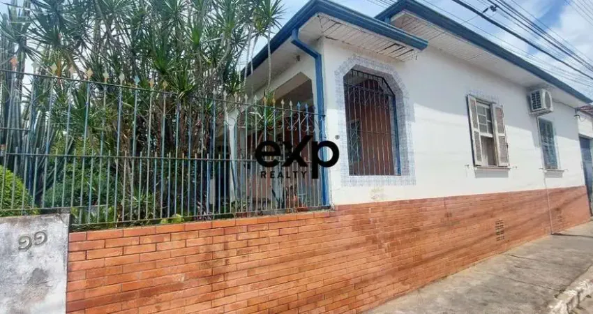 Casa com 6 quartos à venda na Rua Luiz Relvas, 99, Centro, Piquete
