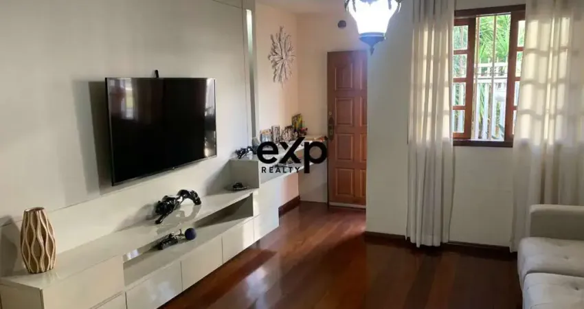 Casa com 3 quartos à venda na Avenida Miguel Perrela, 687, Castelo, Belo Horizonte