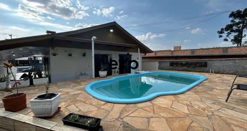 Casa com 3 quartos à venda na Avenida Brasil, 930, Centro, Balsa Nova