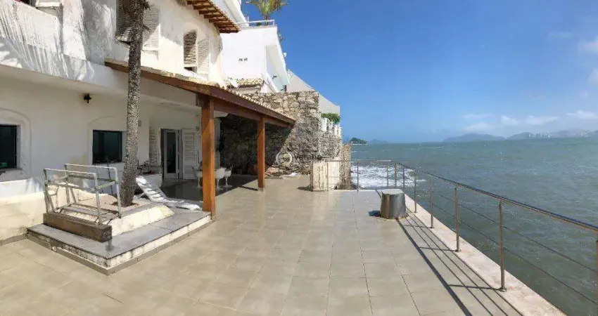 Casa mobiliada à beira-mar em guarujá - churrasqueira e lavanderia