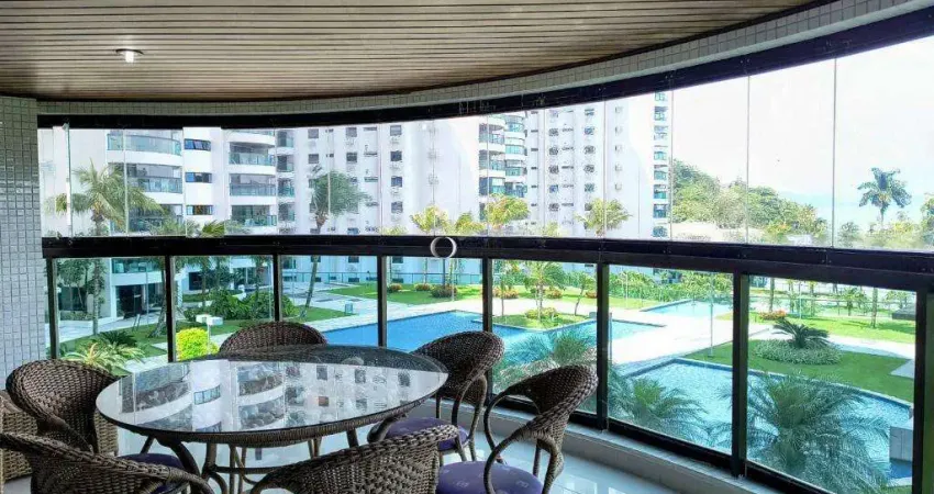 Apartamento com 5 suítes e vaga náutica à 50 metros da praia enseada - guarujá/sp