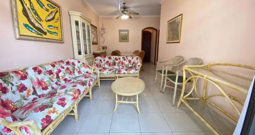 Apartamento a venda na enseada com 3 quartos, sendo 1 suite, reformado