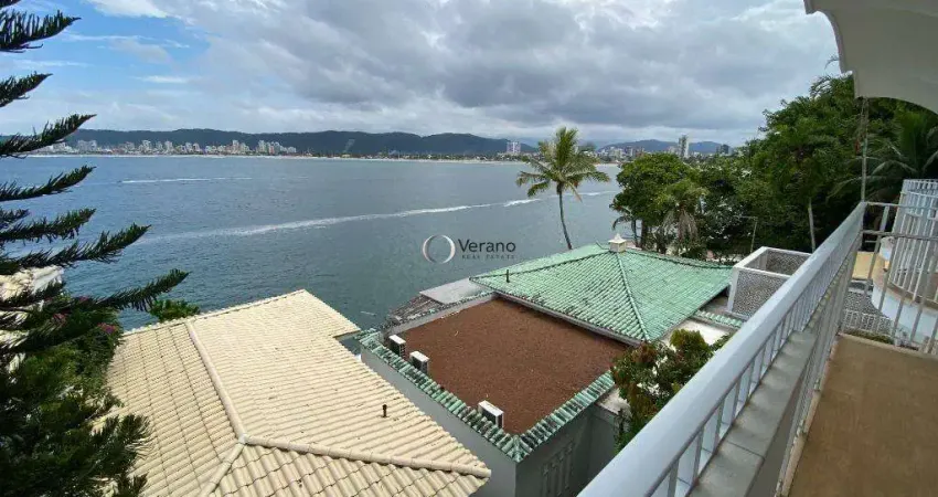 Apartamento com 3 quartos sendo 2 suítes com uma vista maravilhosa da paraia da enseada