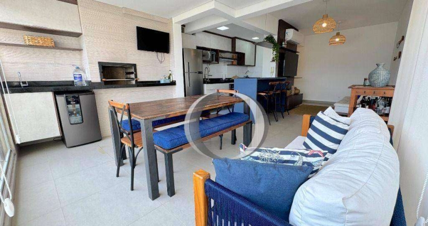Apartamento com vista para o mar, varanda gourmet, 2 quartos (sendo 1 suíte), 2 vagas à venda, 71 m² por R$ 660.000 - Enseada - Guarujá/SP