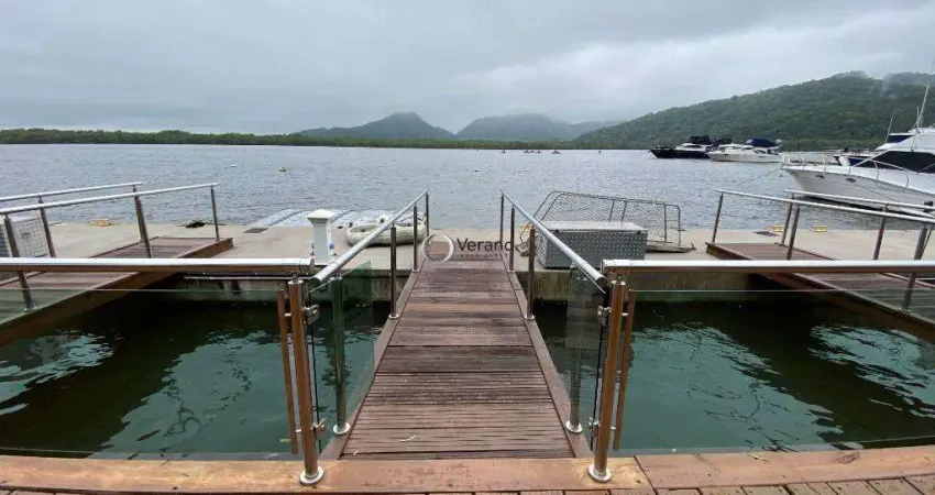 Guarujá marina del rey casa duplex com deck, acesso a embarcação.