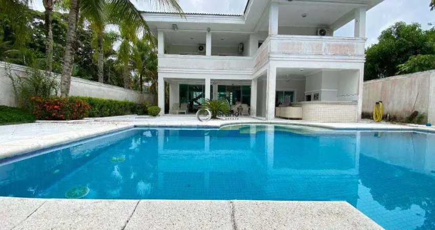 Casa com 5 suítes, em comdomímio fechado proximo a praia do pernambuco