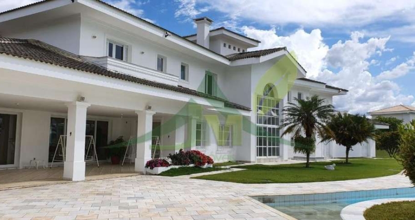 Mansão à Venda na Beira da Represa de Piracaia – Exclusividade e Sofisticaç