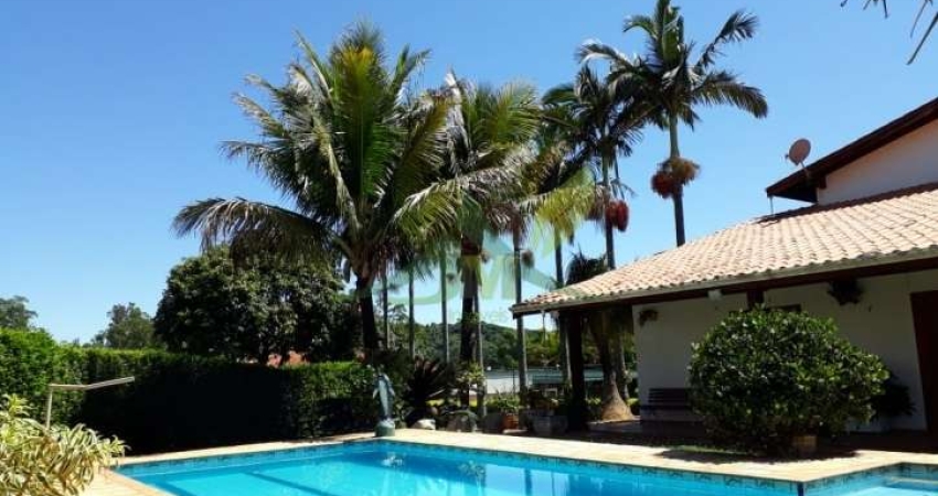 Residência Exclusiva no Shambala 1 com 4 Dormitórios e Áreas de Lazer