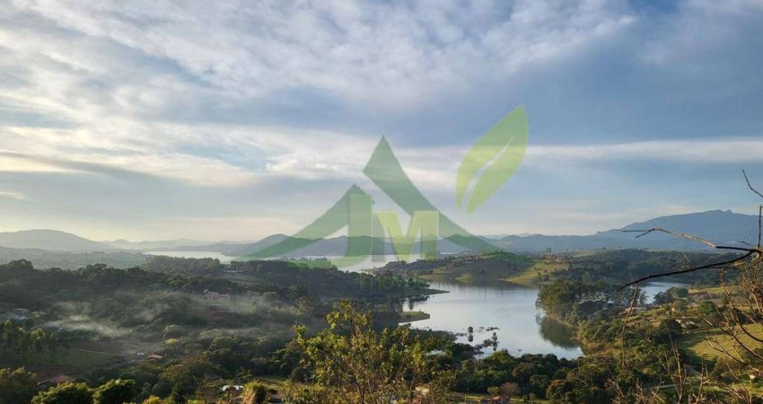 Terreno com Vista Deslumbrante para a Represa em Piracaia-SP 13.000m²