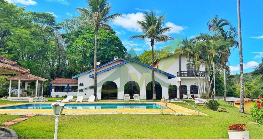 Sítio Exclusivo à Venda em Piracaia Conforto, Lazer e com Potencial