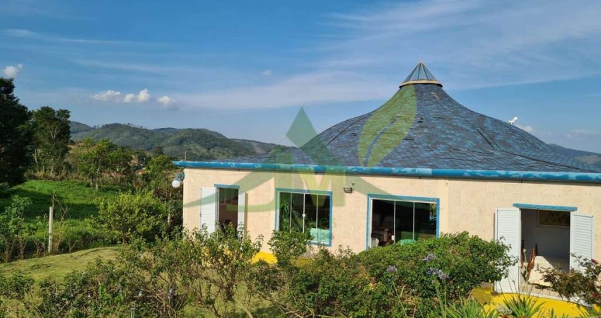 Casa Sustentável no Ecovila Clareando -Condomínio Ecológico Único Piracaia