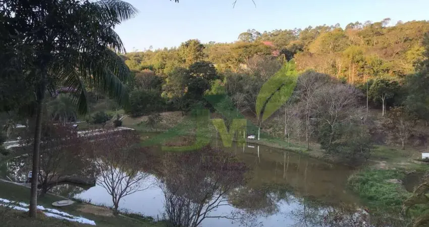 Lindo Sítio à Venda com 34.811m2 na Divisa entre Atibaia e Jarinu