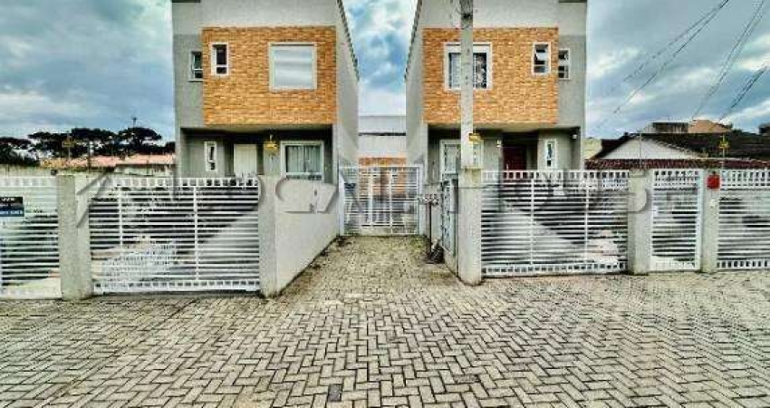 Sobrado à venda em Curitiba, Xaxim, com 3 quartos, 151m²