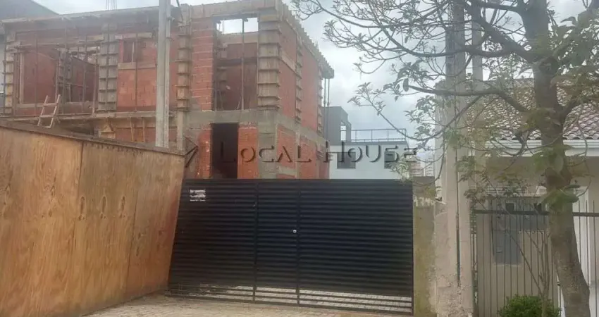 Terreno à venda no novo mundo com projeto aprovado para sobrado de 130m² -