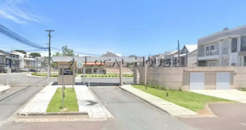 Casa em condomínio no Pinheirinho, com 2 quartos, 60m²