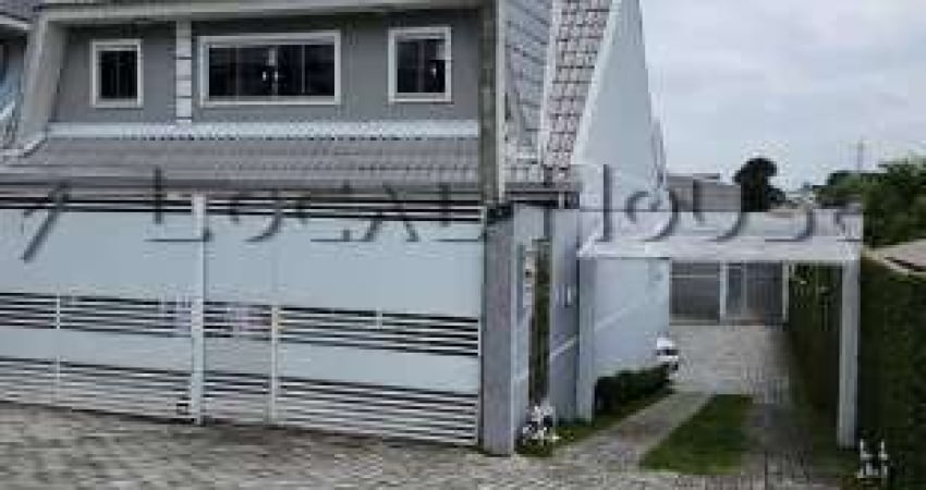 Sobrado à venda em Curitiba, Sítio Cercado, com 3 quartos, 70m²