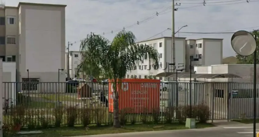 Apartamento à venda em Pinhais, Jardim Cláudia, com 2 quartos, 39m²