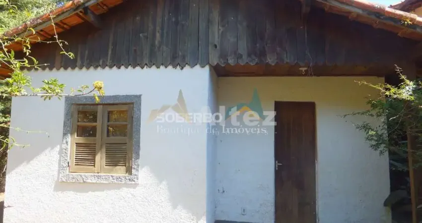 Casa 2 Quartos, Terreno Plano com 750 m2 Condomínio, Albuquerque, Teresópolis
