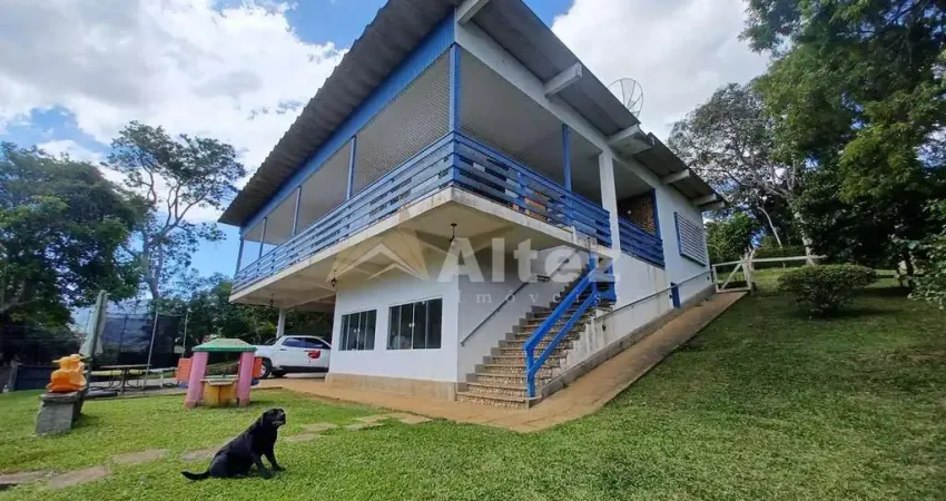 Casa 4 Quartos, Terreno com 1.600 m2, Cascata do imbuí, Teresópolis-RJ