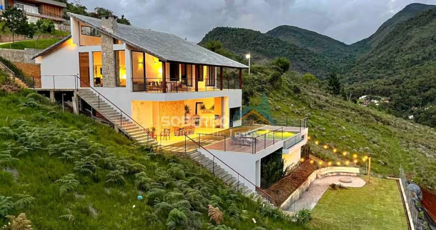 Casa 4 Suítes, Piscina, Área Gourmet e Condomínio com Lazer, Vargem Grande, Teresópolis