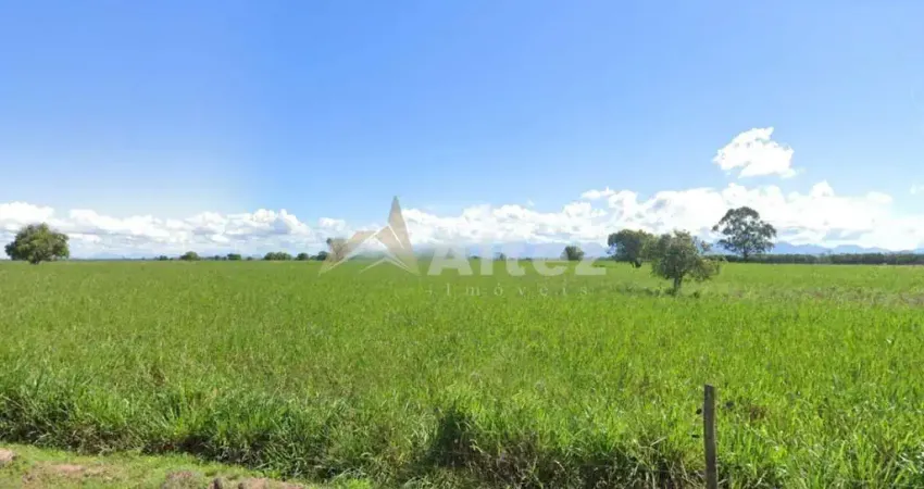 Fazenda para Gado c/ 156 Alqueires (756 ha), Campos - RJ