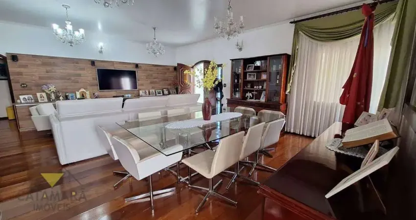 Casa com 3 dormitórios à venda, 360 m² por R$ 1.600.000,00 - Jardim Universo - Mogi das Cruzes/SP