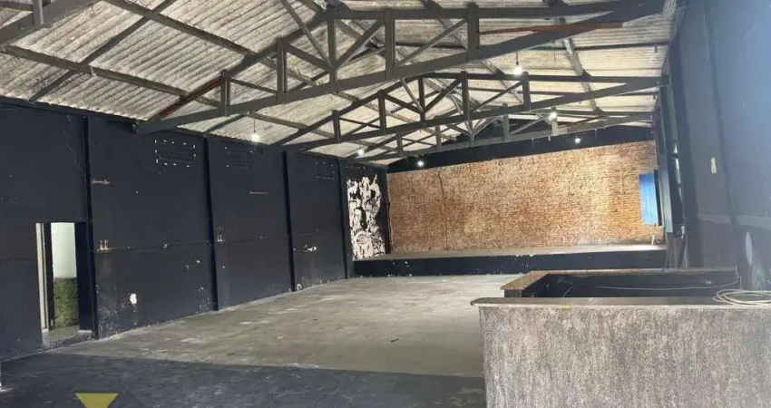 Galpão para alugar, 270 m² por R$ 4.900,00/mês - Centro - Mogi das Cruzes/SP
