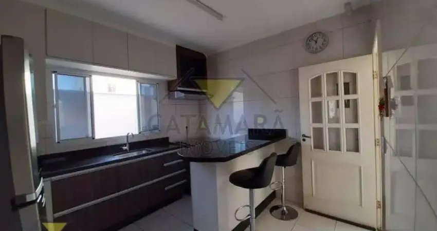 Casa com 3 dormitórios à venda, 134 m² por R$ 849.999,00 - Vila Suissa - Mogi das Cruzes/SP