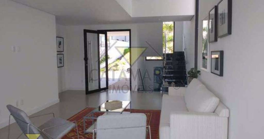 Casa com 3 dormitórios à venda, 260 m² por R$ 2.350.000,00 - Fazenda Rodeio - Mogi das Cruzes/SP