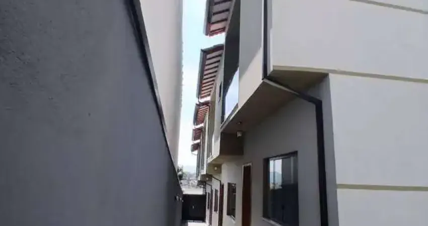 Village com 5 sobrados tendo 2 dormitórios à venda, 73 m² por r$ 350.000 - vila cecília - mogi das cruzes/sp