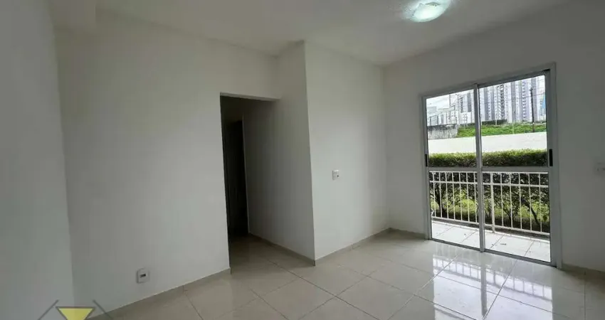 Apartamento térreo com pé direito alto para locação no condomínio único mogi, vila mogilar, mogi das cruzes - sp.