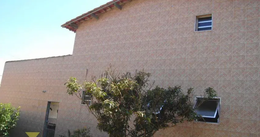 Chácara com 3 dormitórios à venda, 1200 m² por R$ 500.000 - Parque Alvorada - Suzano/SP